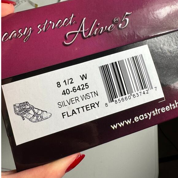 Easy Street Flattery Women's Evening Dress Heels - Picture 8 of 8